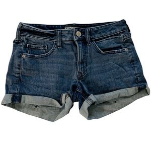 Express Women Jean Shorts. Size 00
